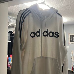 White adidas sweatshirt! No stains, comes from smoke free home, 10/10 condition